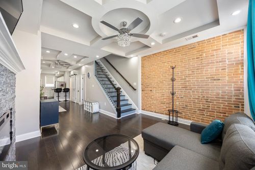 1745 E Oliver St, BALTIMORE, MD, 21213-3112 | Card Image