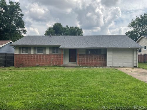 5760 E 30th Street, Tulsa, OK, 74114 | Card Image