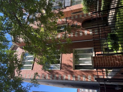 3-1444 Walton St, Chicago, IL, 60642-7666 | Card Image