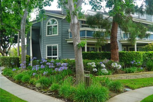 unit-206-7262 Yellowtail Dr, Huntington Beach, CA, 92648-2471 | Card Image