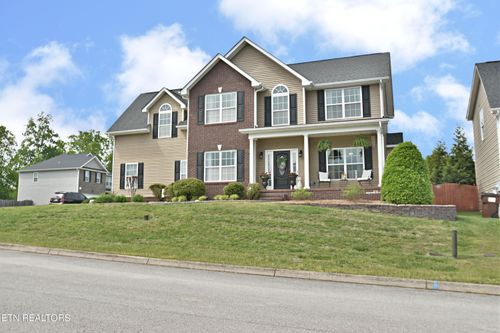 2001 Mahogany Wood Trl, Knoxville, TN, 37920-6297 | Card Image