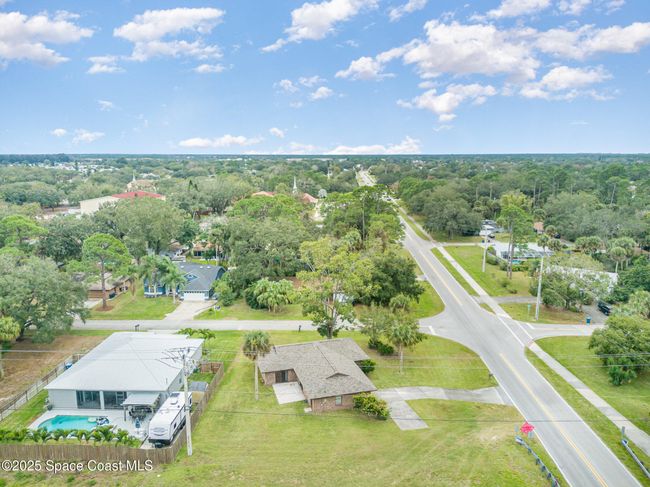 Large Corner Lot | Image 30