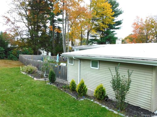 20 Crescent Vw, Rock Hill, NY, 12775-6629 | Card Image