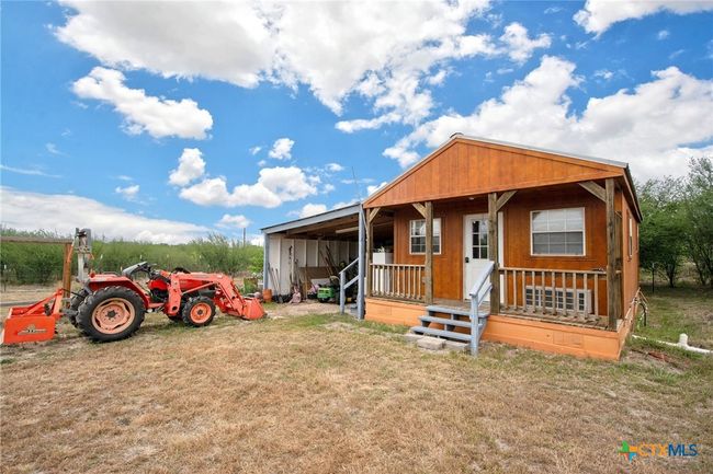 488 Union Wine Rd, Home with 4 bedrooms, 2 bathrooms and null parking in New Braunfels TX | Image 40