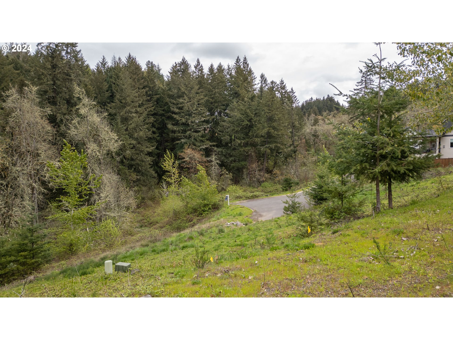 21 Aerie Park Pl, For Sale in Eugene Zoocasa