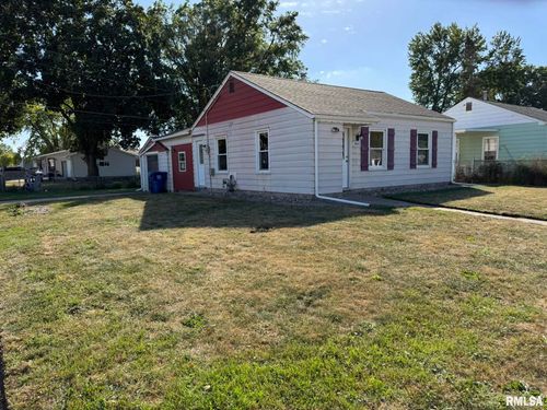 3803 Pearl Ave, Davenport, IA, 52802-2533 | Card Image