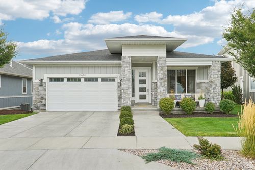 19-10684 S Ridge Way Rd, Sandy, UT, 84092-1215 | Card Image