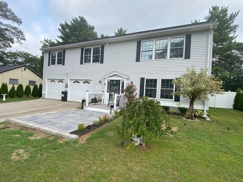15 Jackson Rd, Webster, MA, 01570-3616 | Card Image