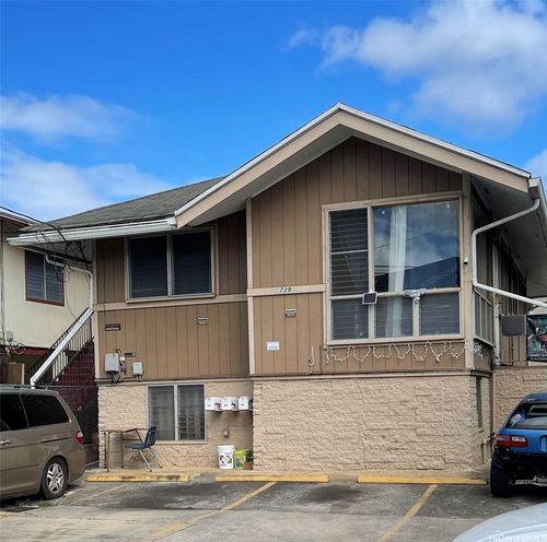 b-739 Gulick Ave, Honolulu, HI, 96819-4720 | Card Image