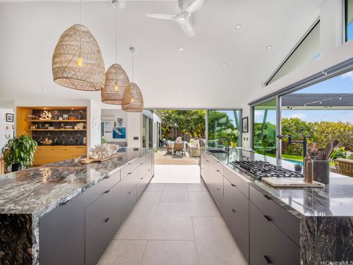 132 Poipu Dr, Honolulu, HI, 96825-2131 | Card Image