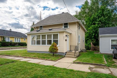 571 Warren Ave, Belvidere, IL, 61008-3840 | Card Image