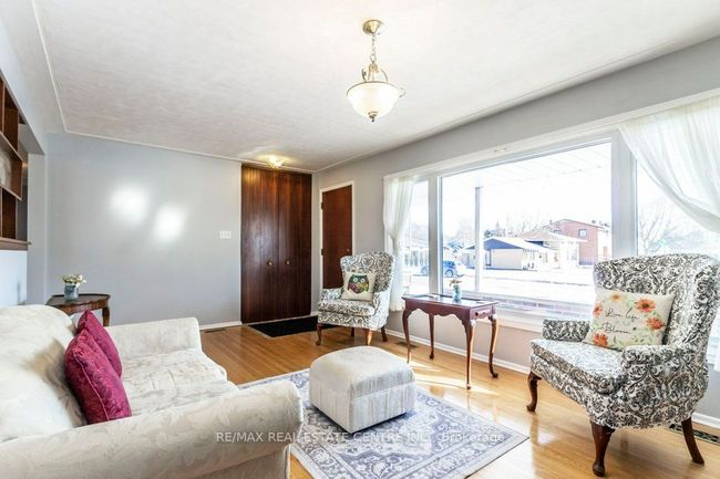 58 Gail St, House other with 3 bedrooms, 2 bathrooms and 3 parking in Cambridge ON | Image 8