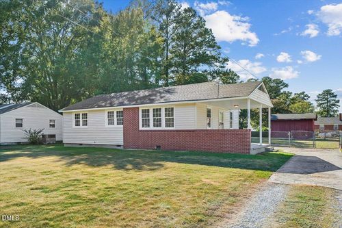 1305 Robin St, Goldsboro, NC, 27534-2365 | Card Image