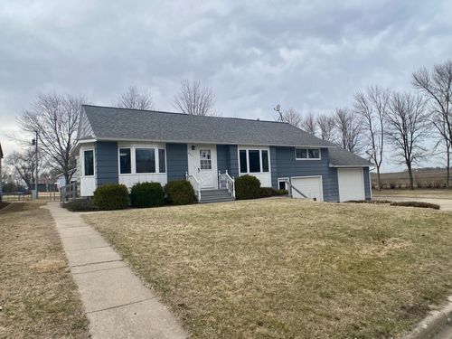 691 Maple St, Wabasso, MN, 56293-1614 | Card Image