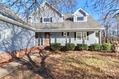 8443 Middleton Circle, Harrisburg, NC, 28075 | Card Image