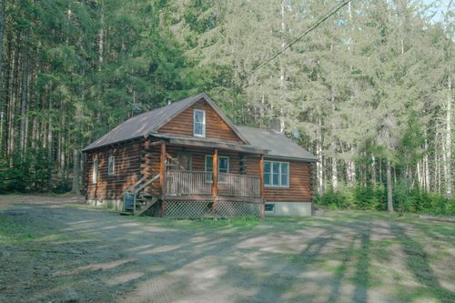 534 Curtis Rd, Morgan, VT, 05853-9617 | Card Image