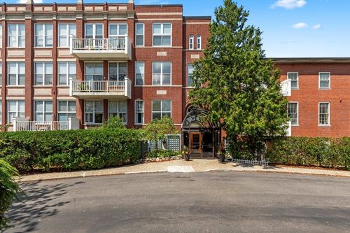 apt-16-100 Parks St, Duxbury, MA, 02332-4838 | Card Image