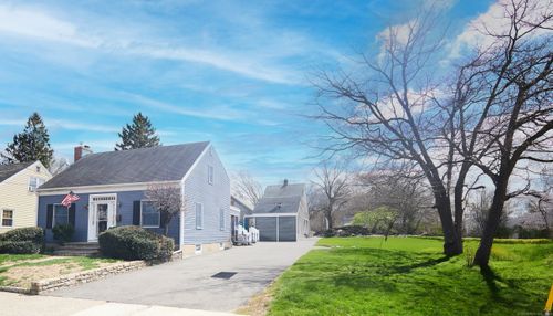 247 Tesiny Ave, Bridgeport, CT, 06606-2820 | Card Image