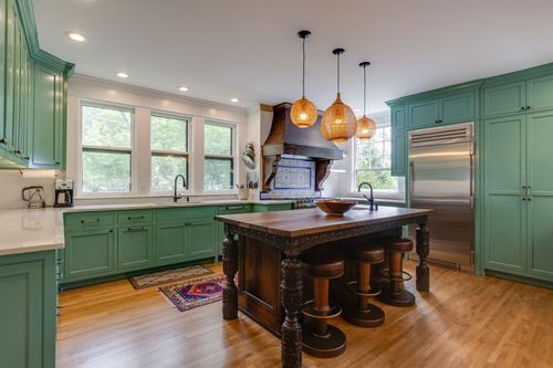 1715 Cedar Ln, Nashville, TN, 37212-5803 | Card Image