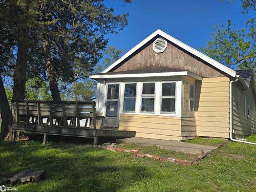 612 S Division Street, Creston, IA, 50801 | Card Image