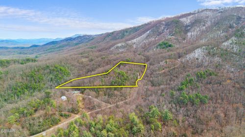 4046 Forest Trails Drive, Sevierville, TN, 37876 | Card Image