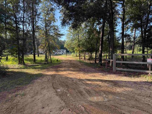 300 Waddell St, Vidor, TX, 77662-8620 | Card Image