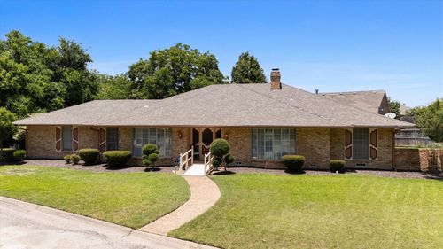 501 Jouette St, Farmersville, TX, 75442-1555 | Card Image
