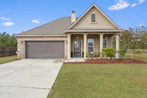 485 Palm Breeze Dr, Ocean Springs, MS, 39564-5540 | Card Image