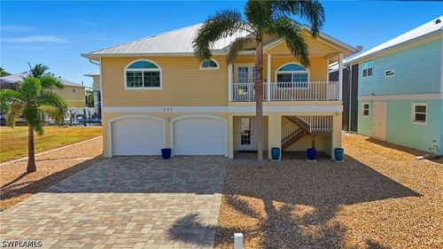 222 Flamingo St, FORT MYERS BEACH, FL, 33931-4312 | Card Image