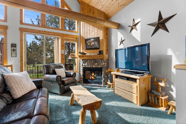 20-Living Room | Image 13