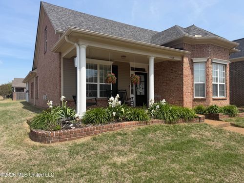 4528 Stone Cross Drive, Olive Branch, MS, 38654 | Card Image