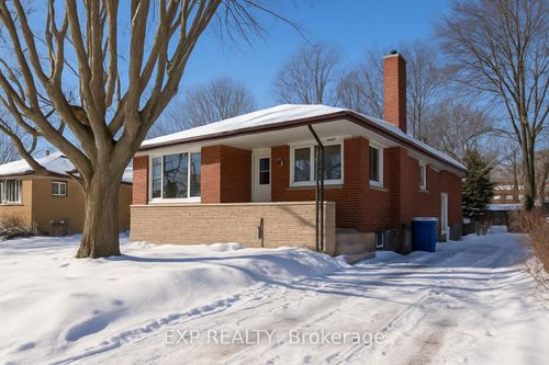 b-62 Harold Ave, Kitchener, ON, N2A2H8 | Card Image