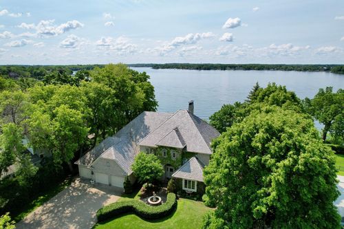 2645 Arcola Ln, Wayzata, MN, 55391-9703 | Card Image