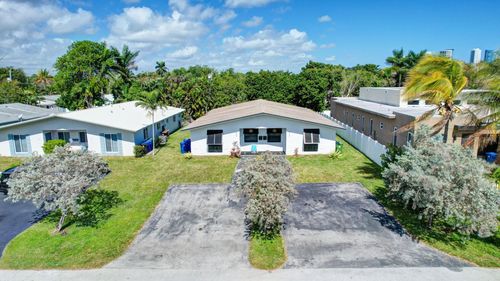 825 Sw 14th St, Fort Lauderdale, FL, 33315-1452 | Card Image