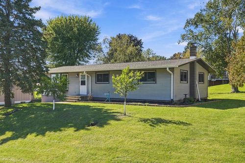 2615 Chicago Street, Hazel Green, WI, 53811 | Card Image