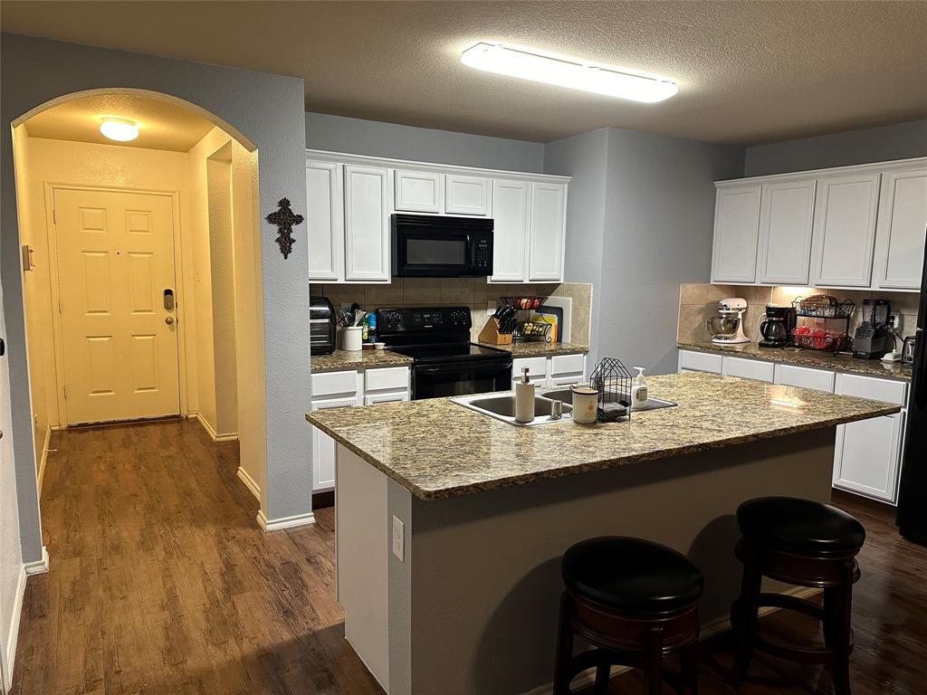 Meadow Creek Dr, Princeton, TX 75407