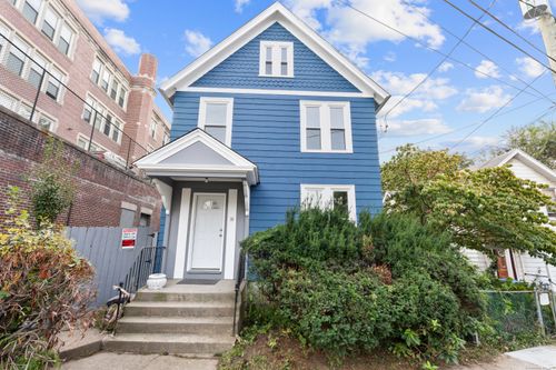 18 Pine St, Waterbury, CT, 06710-2128 | Card Image