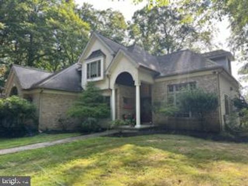 137 Wells Rd, DOYLESTOWN, PA, 18901-2711 | Card Image