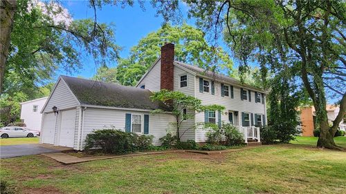 80 Bay Knoll Rd, Irondequoit, NY, 14622-3004 | Card Image