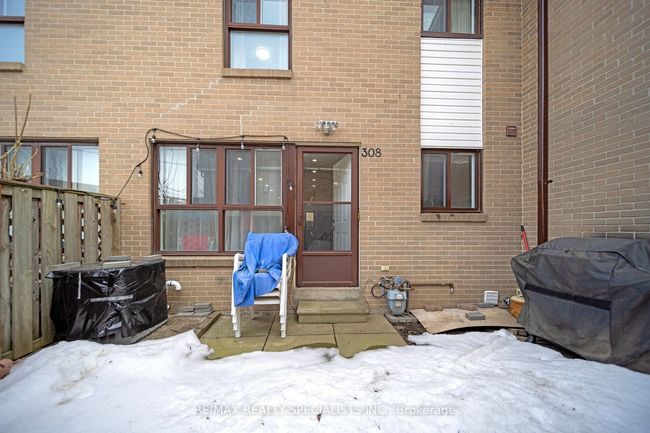308 Fleetwood Cres, Condo with 4 bedrooms, 2 bathrooms and 2 parking in Brampton ON | Image 46