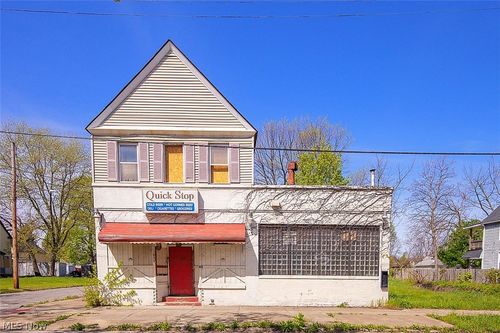 1054 E 71st St, Cleveland, OH, 44103-1765 | Card Image