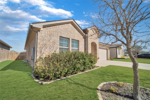 143 Callado Cir, San Marcos, TX, 78666-4572 | Card Image