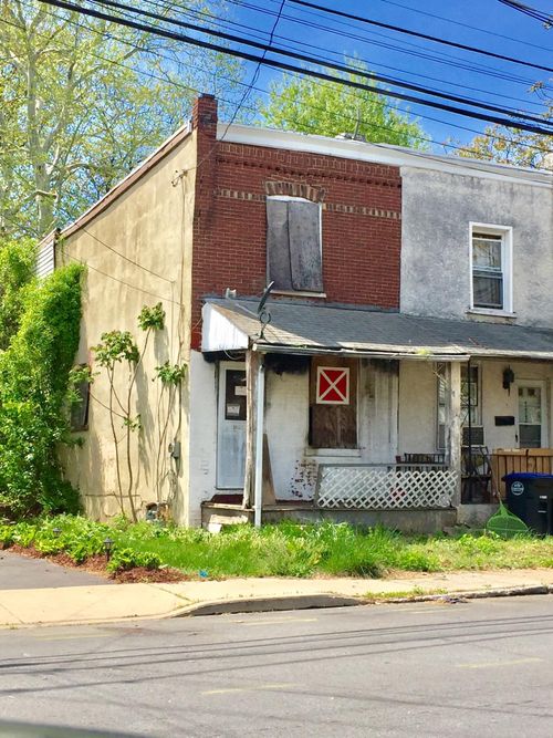1108 Central Ave, Chester, PA, 19013-2906 | Card Image