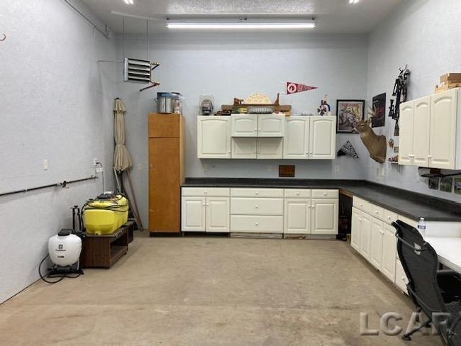 Shop - N end | Image 32