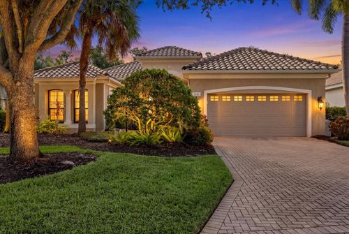 7651 Portstewart Dr, LAKEWOOD RANCH, FL, 34202-7914 | Card Image
