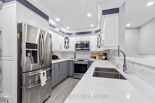 293 Milestone Cres, Aurora, ON, L4G3M2 | Card Image