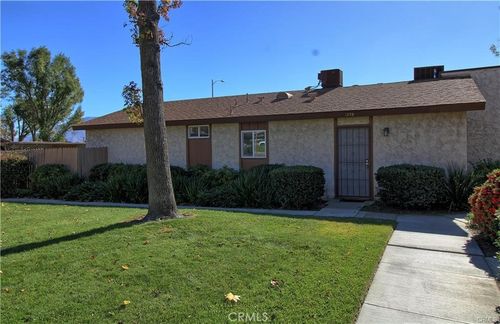 1278 Vista Serena Ave, Banning, CA, 92220-2573 | Card Image