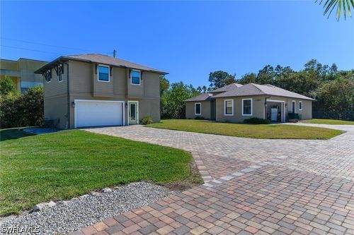 1386 Rosemary Lane, NAPLES, FL, 34103 | Card Image