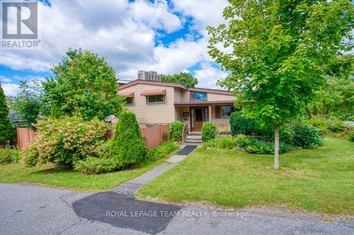 220 Ancaster Ave, Ottawa, ON, K2B5B3 | Card Image
