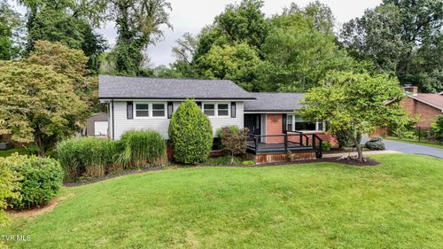 221 Woodbine Rd, Bristol, TN, 37620-4952 | Card Image